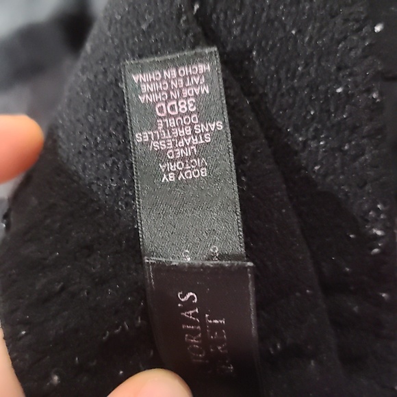 Body by Victoria Black 38DD bra - Picture 3 of 6